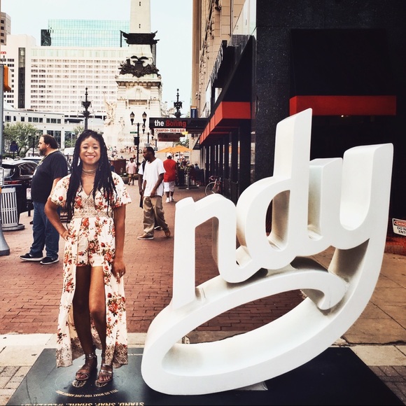 Meet your Posher, Jackie - Picture 2 of 4